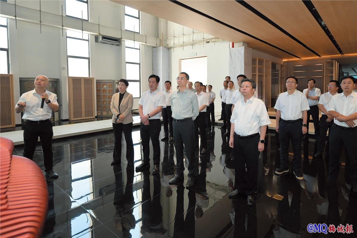 吴贤德带队赴闽清县开展“亮晒比学”活动