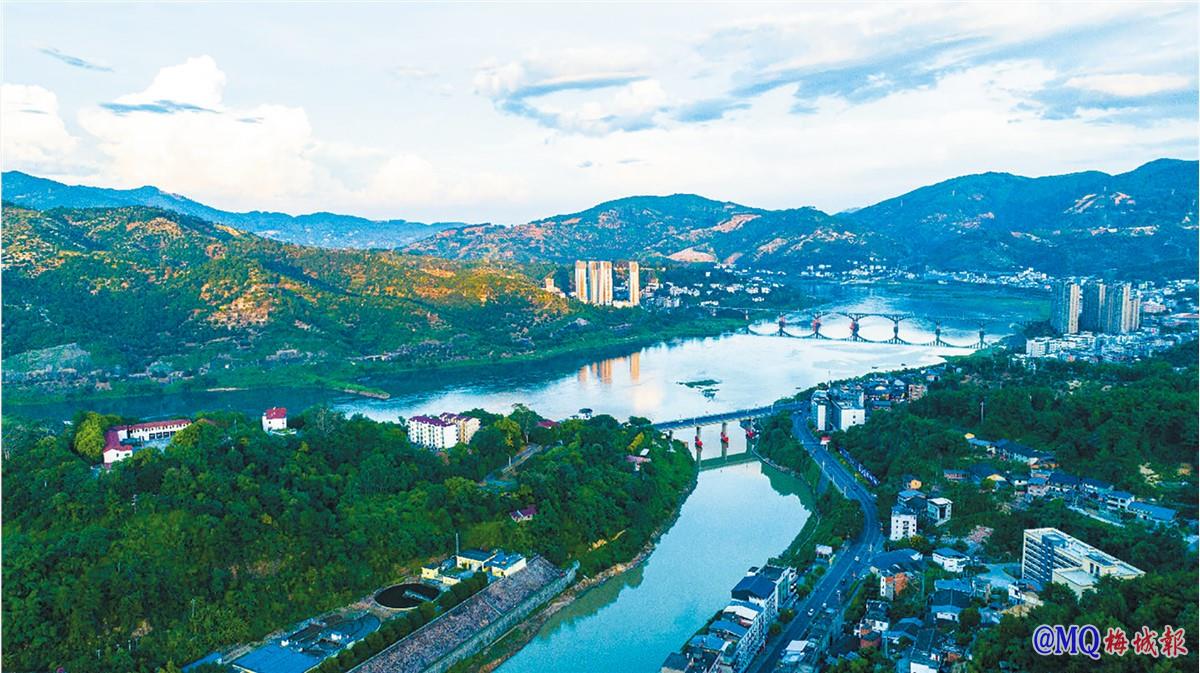 闽清：“四轮驱动”助力策马向“新”